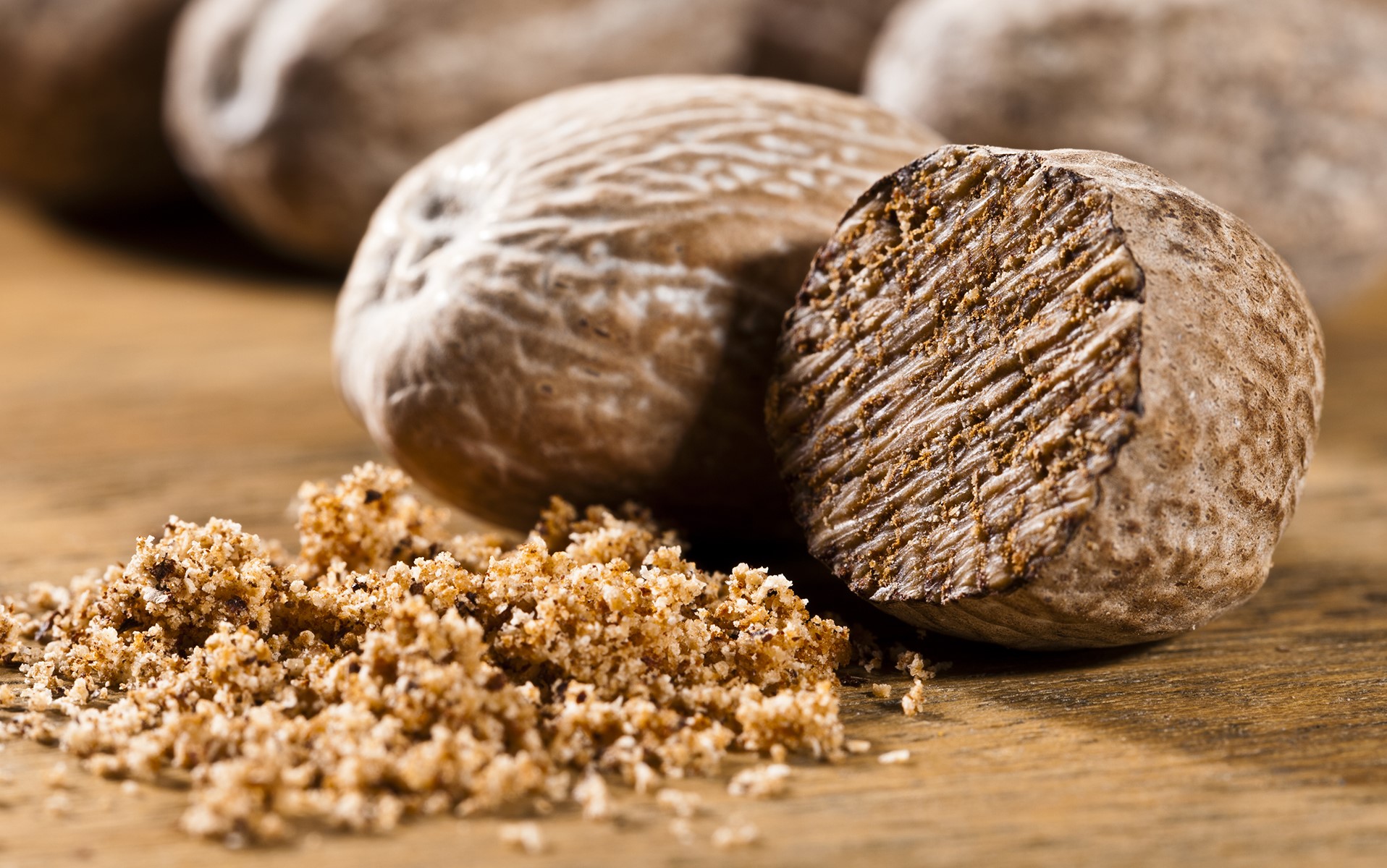 Nutmeg Processing